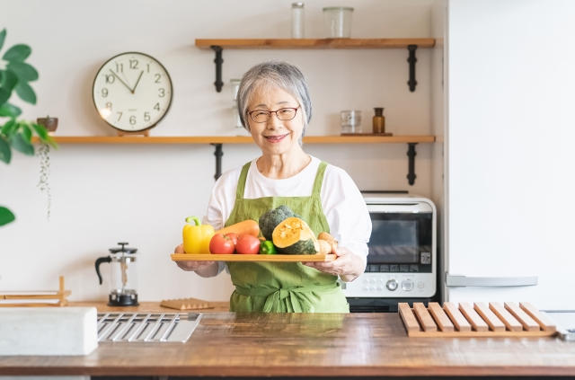 【シニア向けサプリメント】70代以降の身体的な変化や必要な栄養素とは？